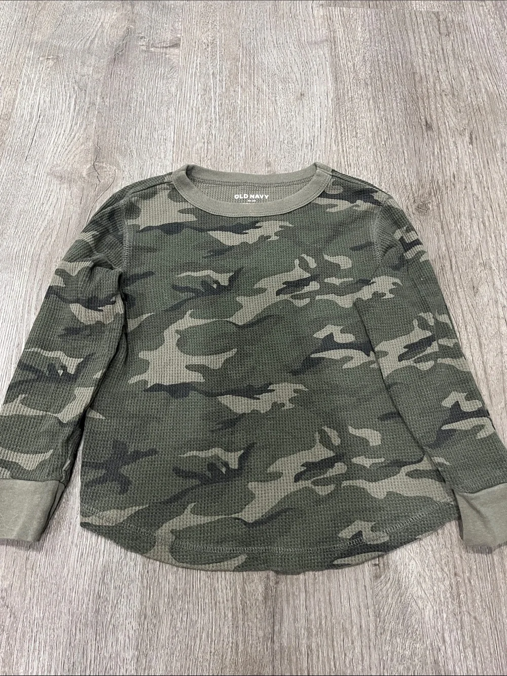 Old Navy Kids' Green Camo Long-Sleeve Waffle Tee